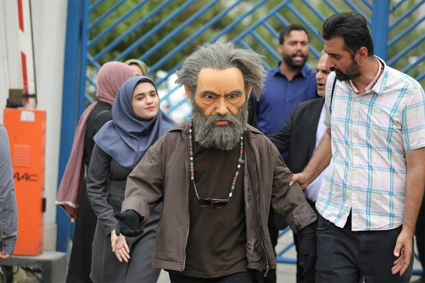 فیلم من باعث شهرت «پازل بند» شد/ شوخی با «فراستی» را ممیزی کردند!